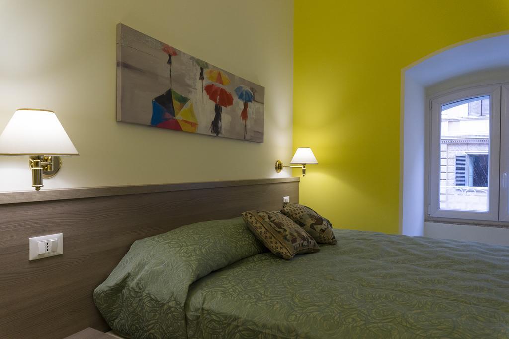 לינה וארוחת בוקר רומא Poppy House חדר תמונה