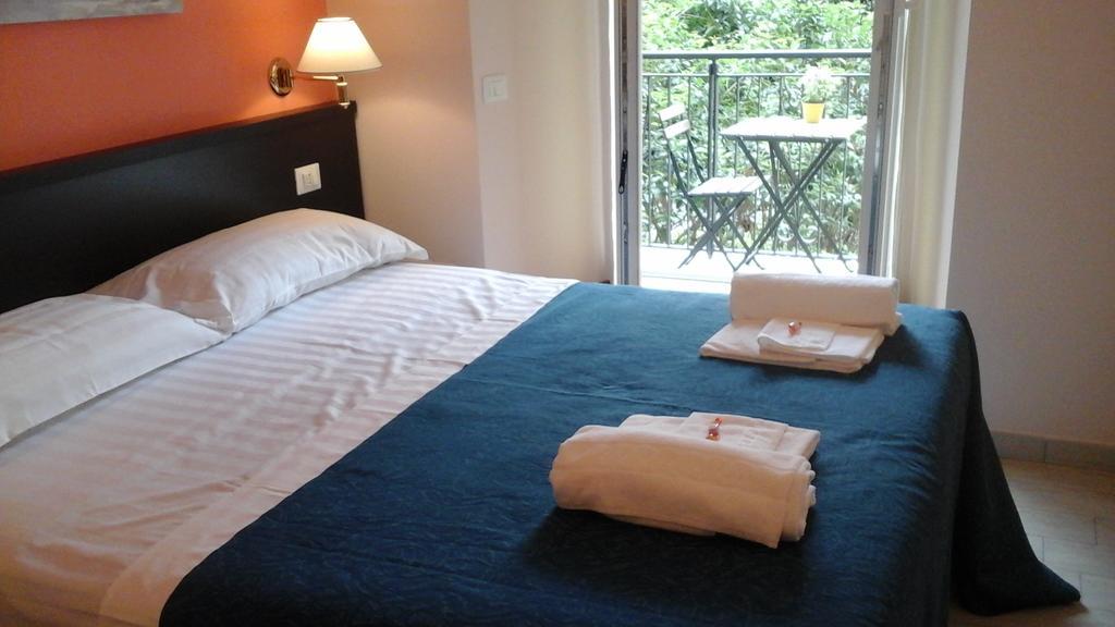 לינה וארוחת בוקר רומא Poppy House מראה חיצוני תמונה